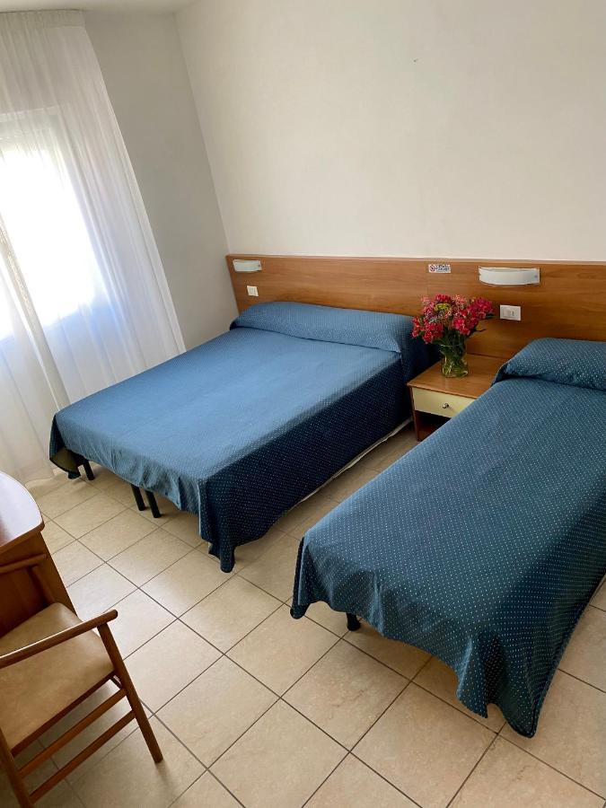 Hotel Ivana Lido di Jesolo Dış mekan fotoğraf